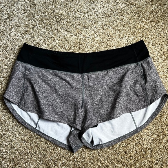Lululemon Speed Up Short *2.5" Heather Lux Multi Black / Black - Picture 1 of 3